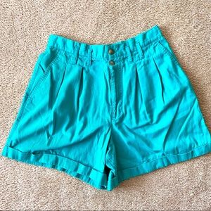 High rise pleated cuffed Kelly Green Cotton Shorts PALMETTO'S